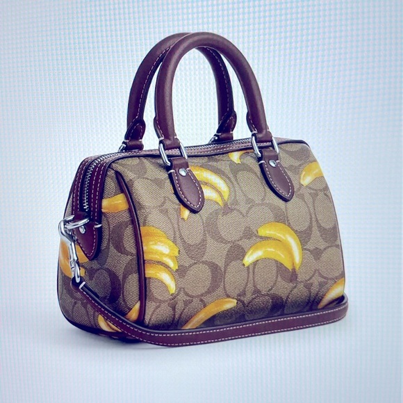 🍌 COACH MINI ROWAN CROSSBODY IN SIGNATURE CANVAS WITH BANANA PRINT 🍌 - Picture 2 of 16